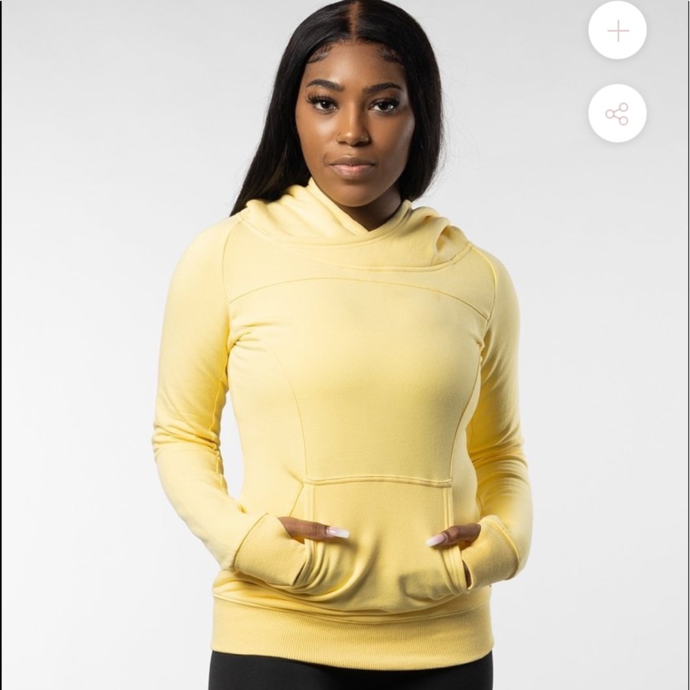 Buffbunny Power hoodie💛